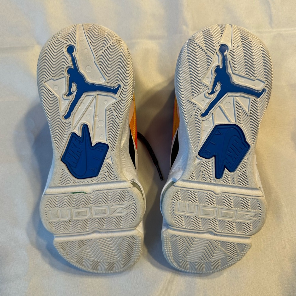 Women's Jordan Zoom '92 - SIZE 6.5 - Picture 4 of 4